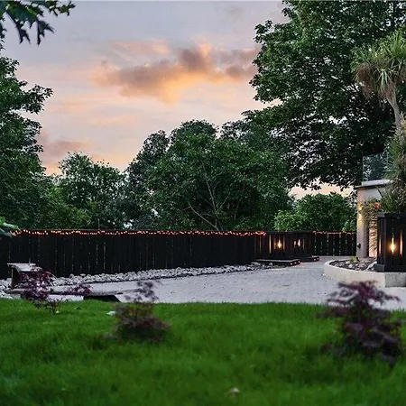 The Ridge London - Luxury Designer Villa With Hot Tub And Sauna, Bexley Borough Of London-2